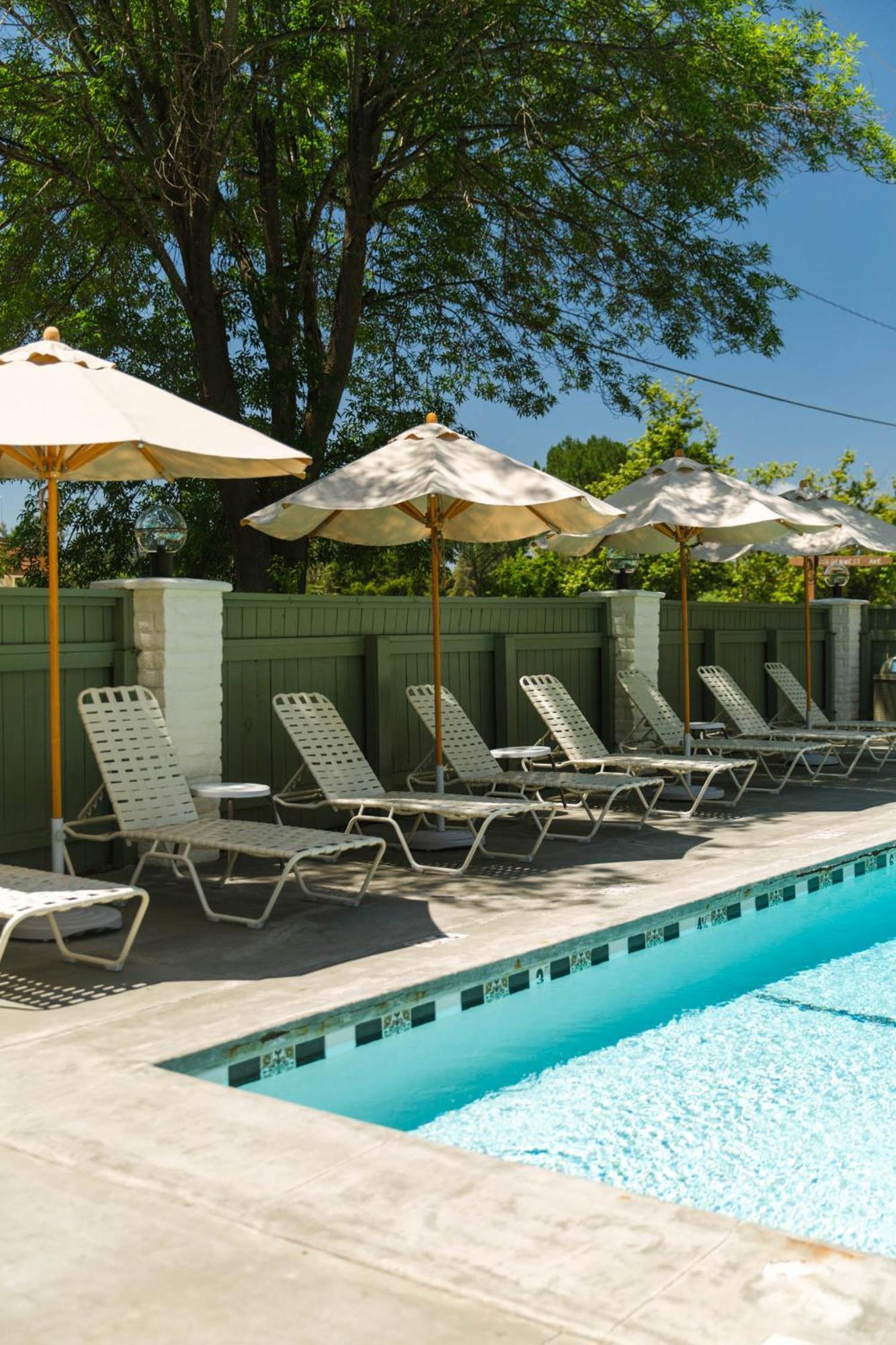 Hummingbird Inn Ojai ภายนอก รูปภาพ