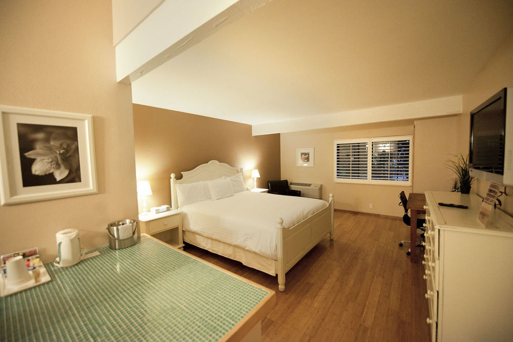 Hummingbird Inn Ojai ภายนอก รูปภาพ